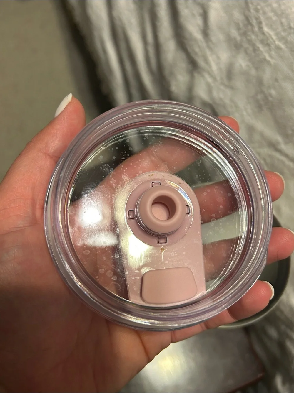 Hydragear Powder 40oz. Atlas Water Bottle  Cream and Pink Speckled